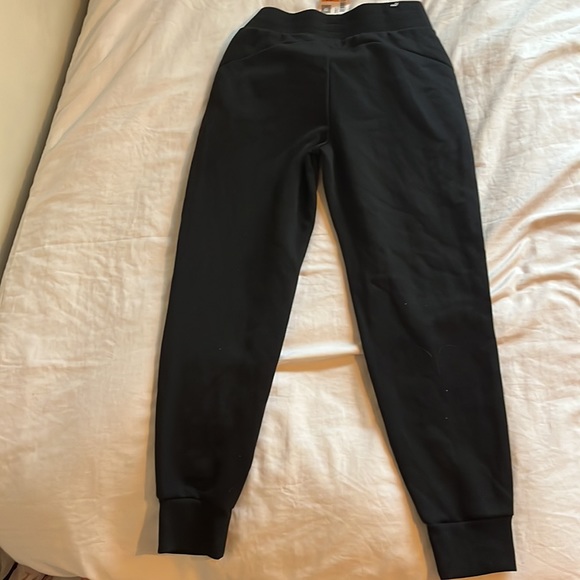 Puma Black Sweatpants - Picture 2 of 5